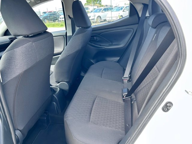 TOYOTA Yaris 1.0 trend