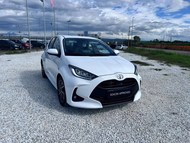 TOYOTA Yaris 1.0 trend