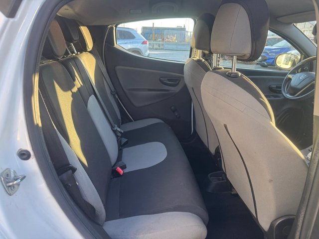 LANCIA Ypsilon 1.2 69 CV 5 porte Silver