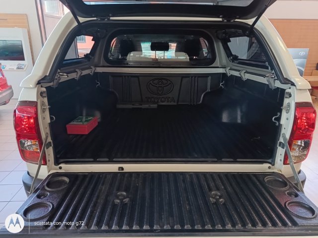 TOYOTA Hilux 2.4 D-4D 4WD 4 porte Double Cab Executive