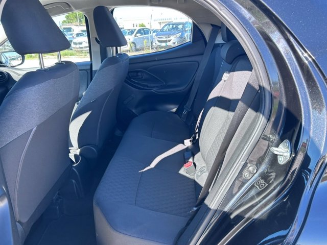 TOYOTA Yaris 1.0 active