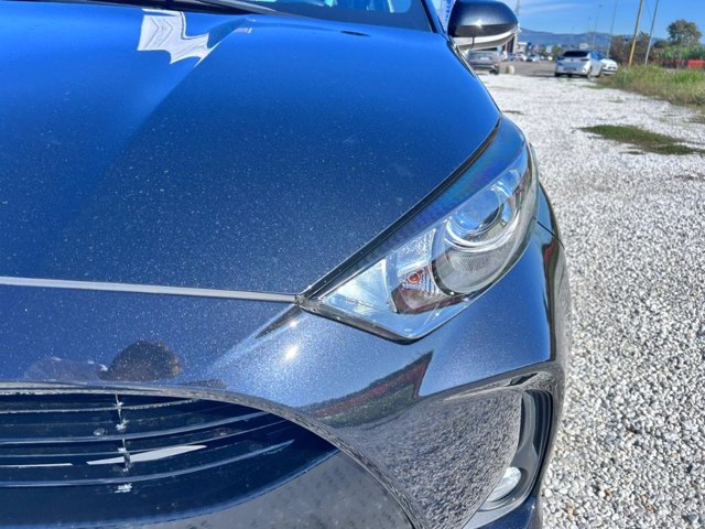 TOYOTA Yaris 1.0 active