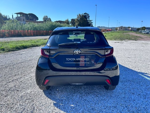 TOYOTA Yaris 1.0 active