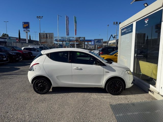 LANCIA Ypsilon 1.2 69 CV 5 porte Gold