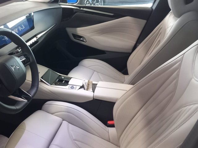 DS DS4 Esprit de Voyage BlueHDi 130cv