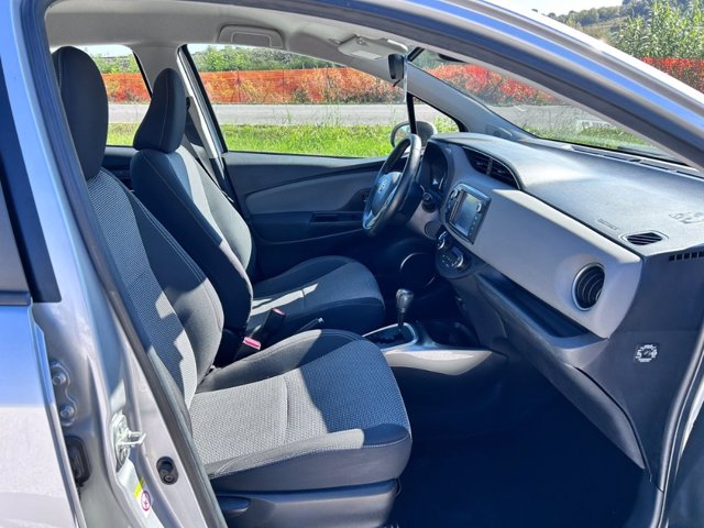 TOYOTA Yaris 5p 1.5h active