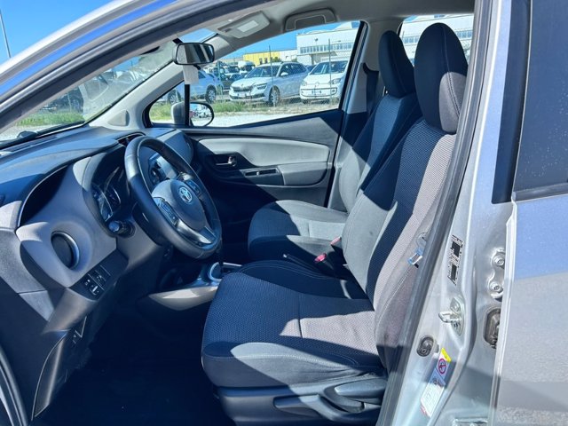 TOYOTA Yaris 5p 1.5h active