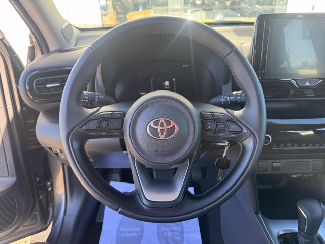 TOYOTA Yaris cross 1.5h active fwd 115cv e-cvt
