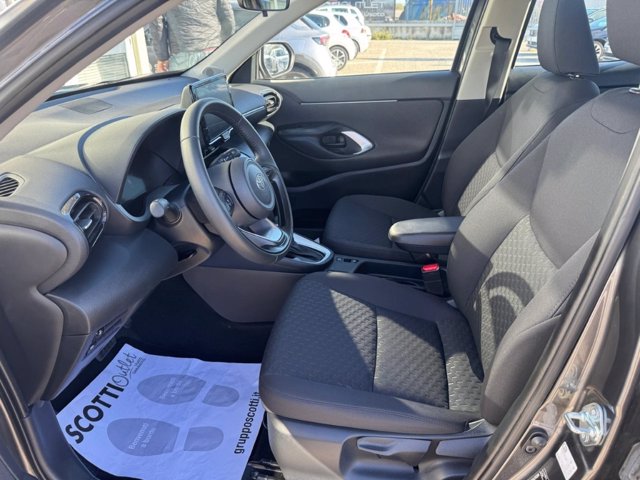TOYOTA Yaris cross 1.5h active fwd 115cv e-cvt