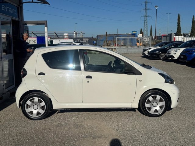 TOYOTA Aygo 5p 1.0 now connect