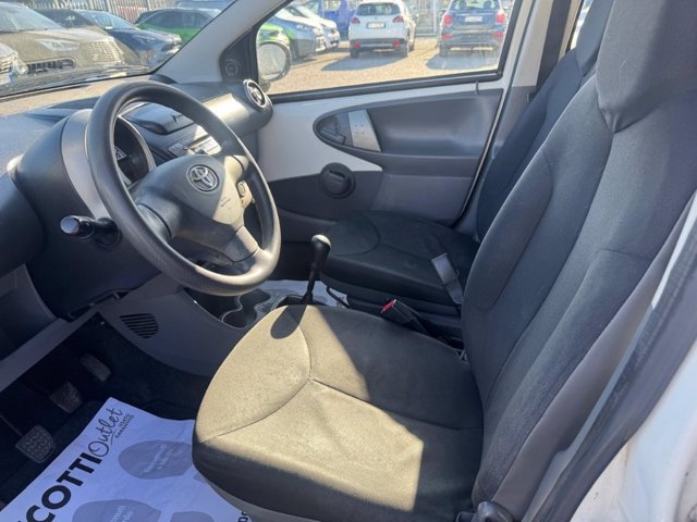 TOYOTA Aygo 5p 1.0 now connect