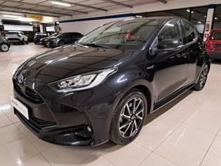 TOYOTA Yaris 1.5h trend