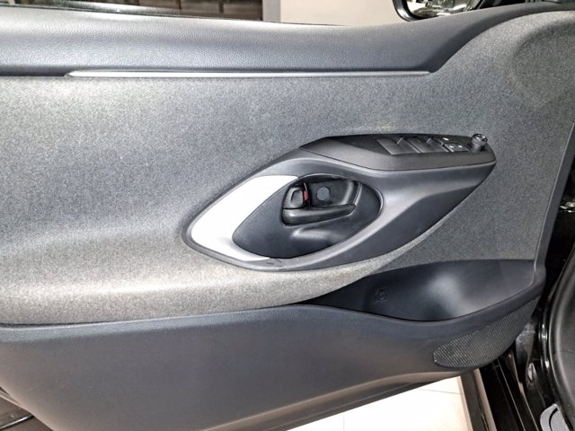 TOYOTA Yaris 1.5h trend