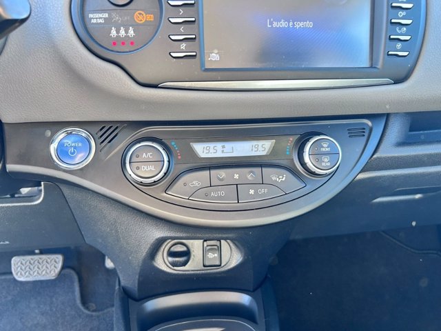 TOYOTA Yaris 5p 1.5h active my18