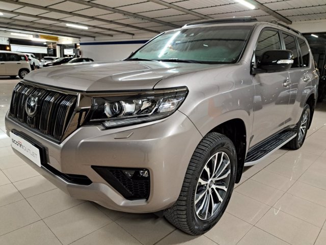 TOYOTA Land cruiser 5p 2.8 d-4d executive auto