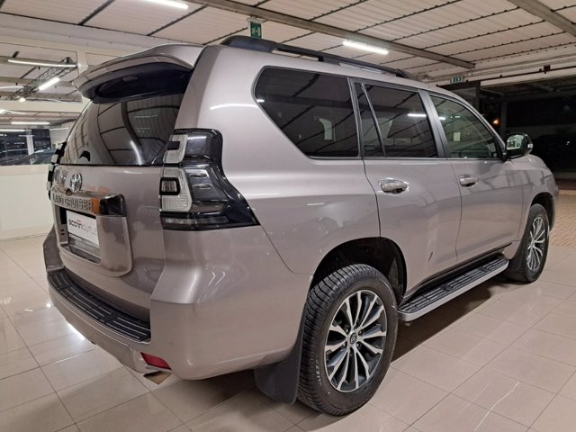 TOYOTA Land cruiser 5p 2.8 d-4d executive auto