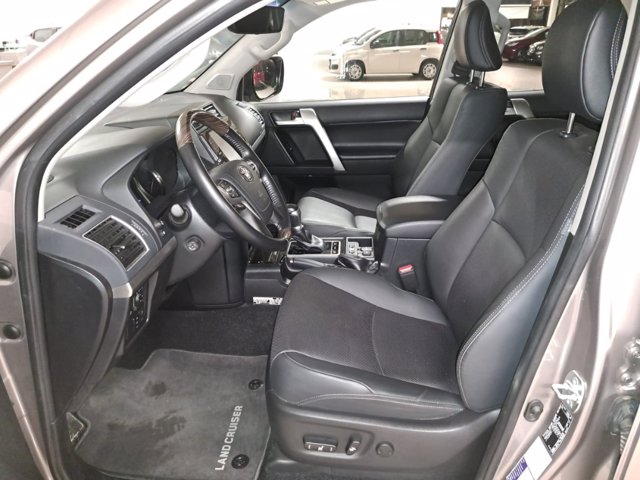 TOYOTA Land cruiser 5p 2.8 d-4d executive auto