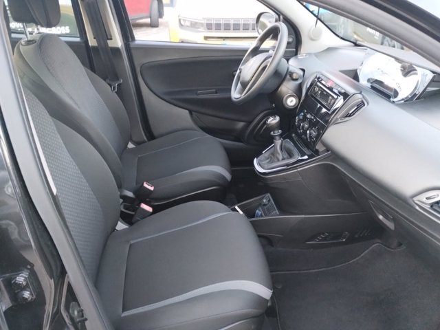LANCIA Ypsilon 1.2 silver 69cv