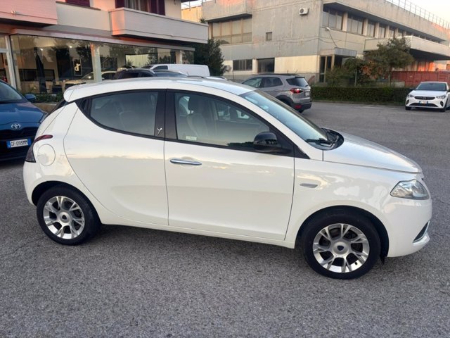 LANCIA Ypsilon 1.2 gold 69cv