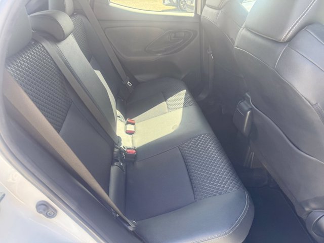 TOYOTA Yaris 1.5h style