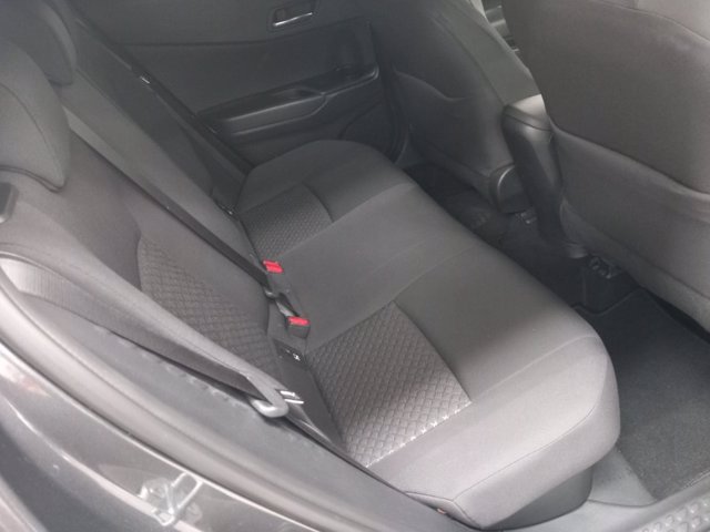 TOYOTA C-hr 2.0h trend e-cvt