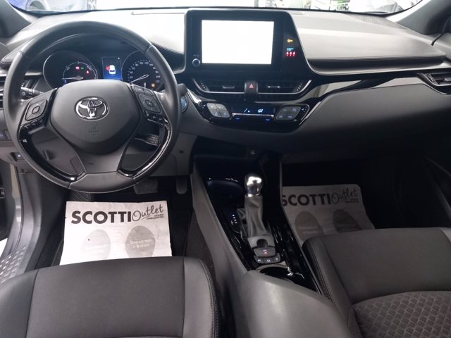 TOYOTA C-hr 2.0h trend e-cvt