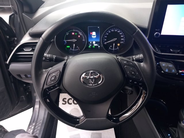 TOYOTA C-hr 2.0h trend e-cvt