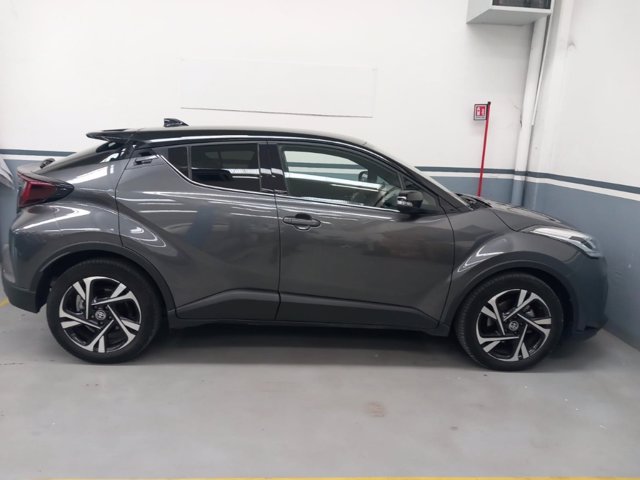 TOYOTA C-hr 2.0h trend e-cvt