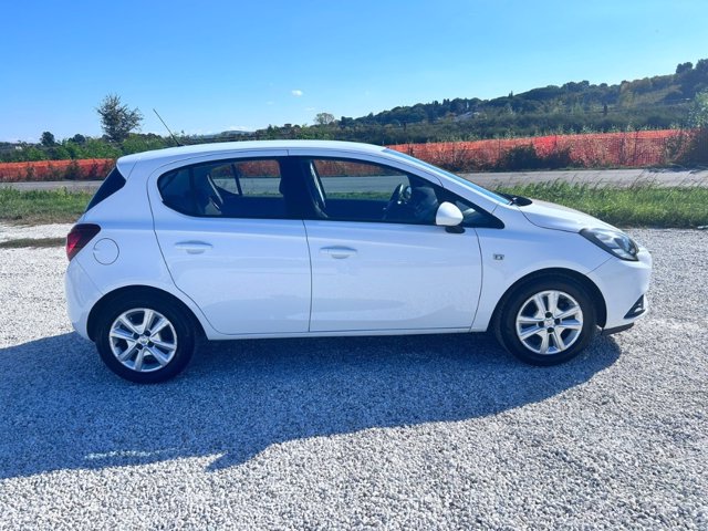 OPEL Corsa 1.4 90CV GPL Tech 5 porte n-Joy