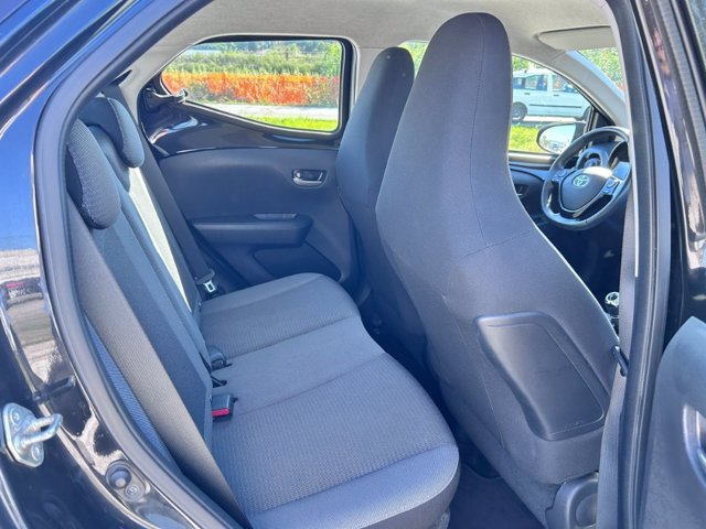 TOYOTA Aygo Connect 1.0 VVT-i 72 CV 5 porte x-play MMT
