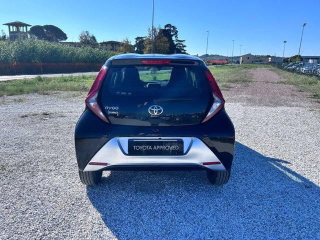 TOYOTA Aygo Connect 1.0 VVT-i 72 CV 5 porte x-play MMT