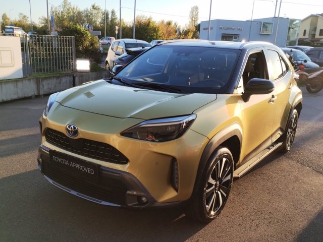 TOYOTA Yaris cross 1.5h premiere awd-i 116cv e-cvt