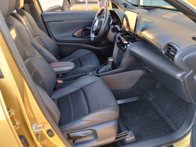 TOYOTA Yaris cross 1.5h premiere awd-i 116cv e-cvt