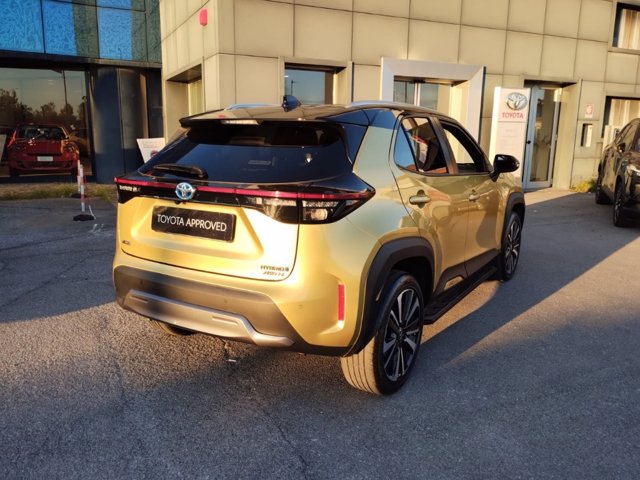 TOYOTA Yaris cross 1.5h premiere awd-i 116cv e-cvt