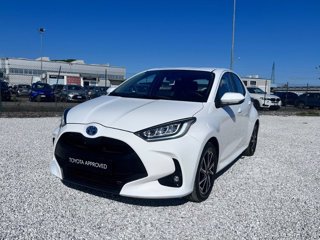 TOYOTA Yaris 1.5h trend