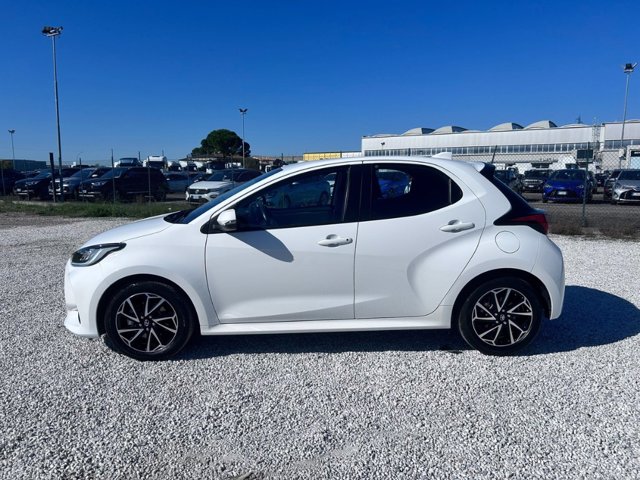 TOYOTA Yaris 1.5h trend