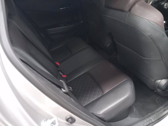 TOYOTA C-hr 1.8h lounge 2wd e-cvt my18