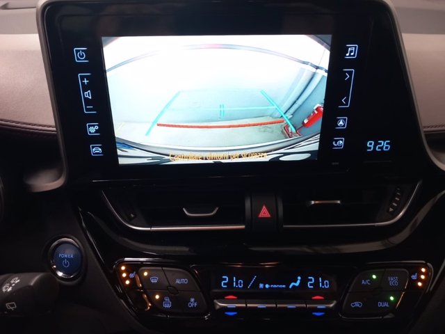 TOYOTA C-hr 1.8h lounge 2wd e-cvt my18