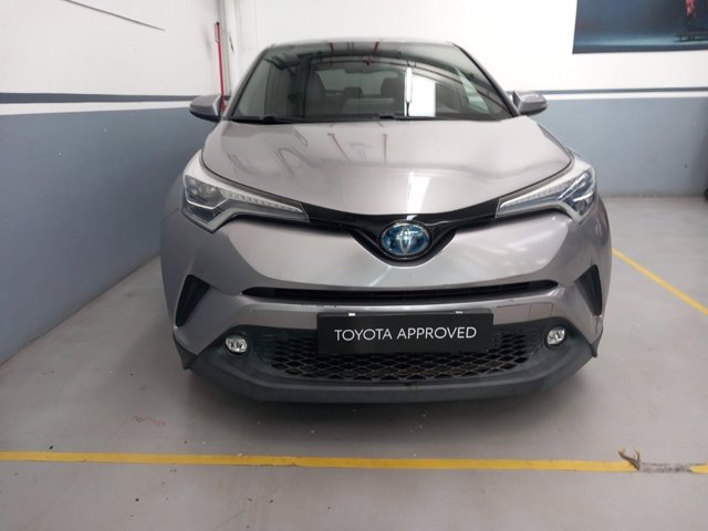 TOYOTA C-hr 1.8h lounge 2wd e-cvt my18