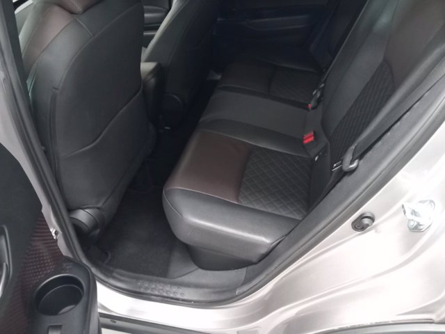 TOYOTA C-hr 1.8h lounge 2wd e-cvt my18