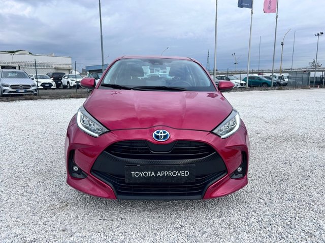 TOYOTA Yaris 1.5h trend
