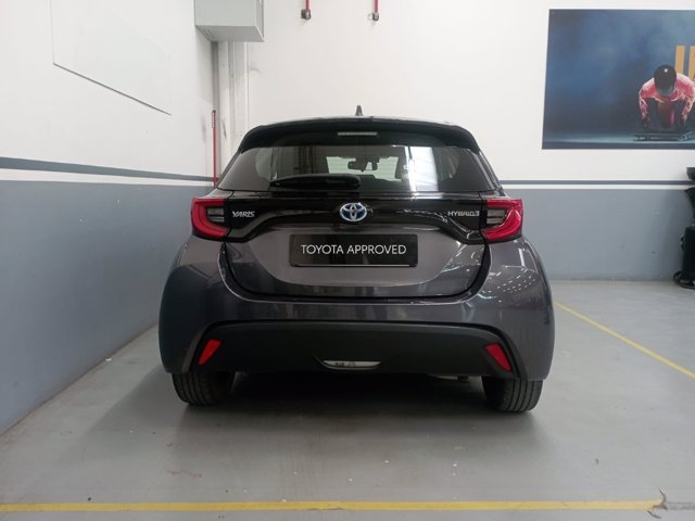 TOYOTA Yaris 1.5h trend