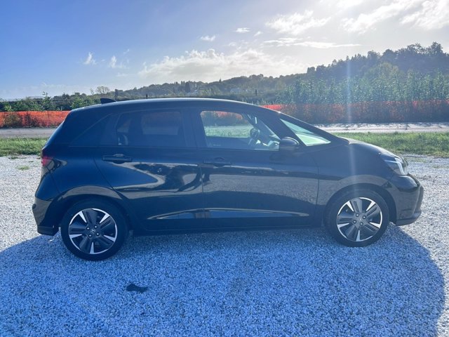 HONDA Jazz crosstar 1.5 hev executive bicolor ecvt