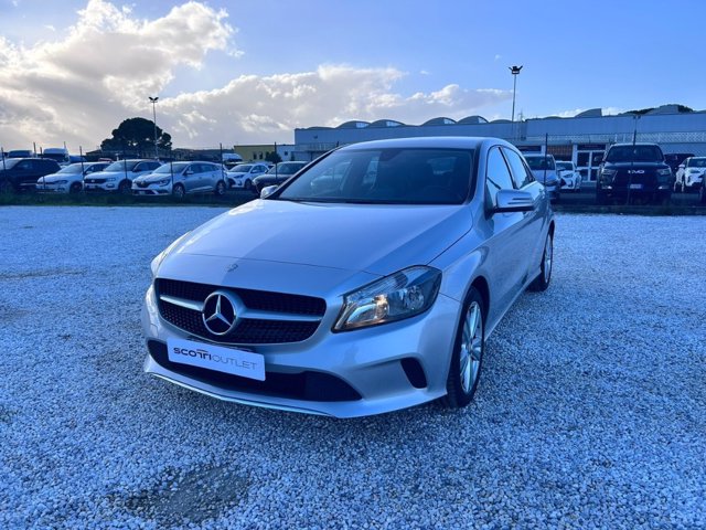 MERCEDES A 180 d sport my16