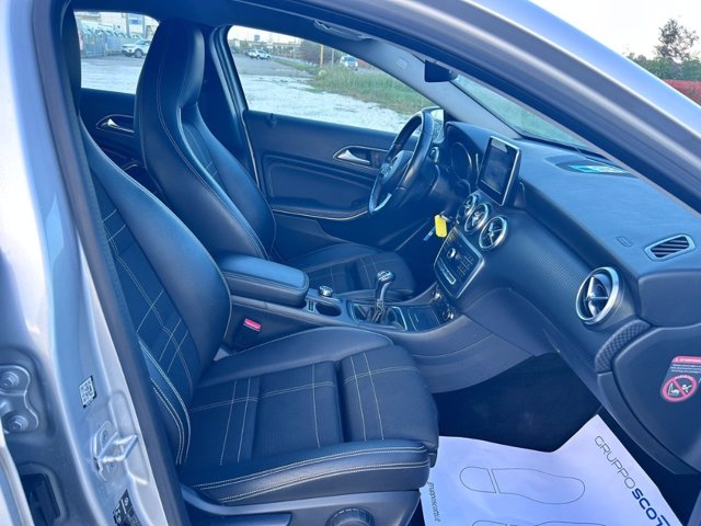 MERCEDES A 180 d sport my16