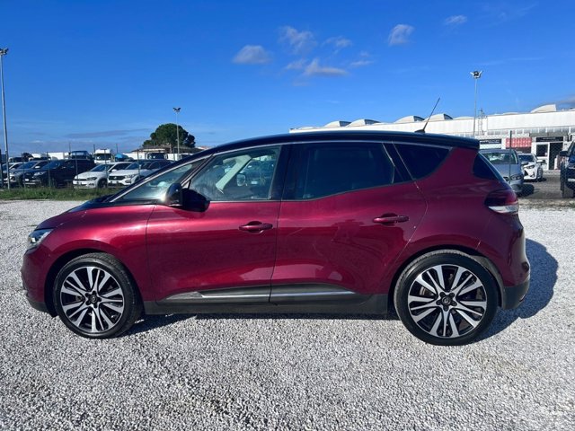 RENAULT Scenic 1.7 blue dci Initiale Paris 120cv