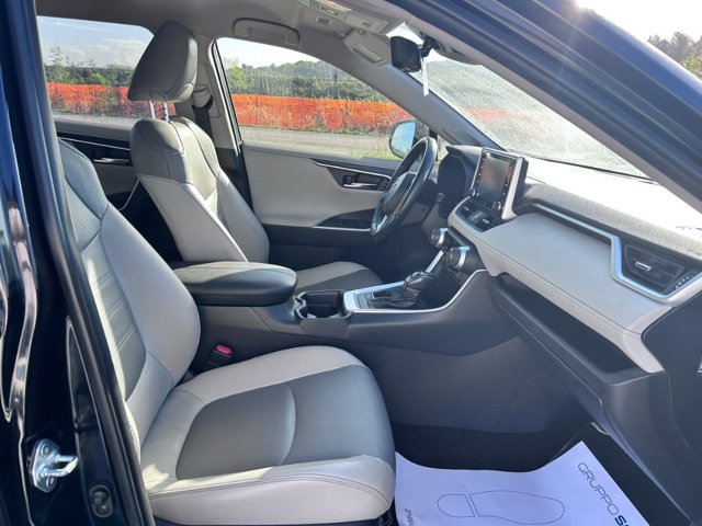 TOYOTA Rav4 2.5 vvt-ie h lounge 2wd 218cv e-cvt