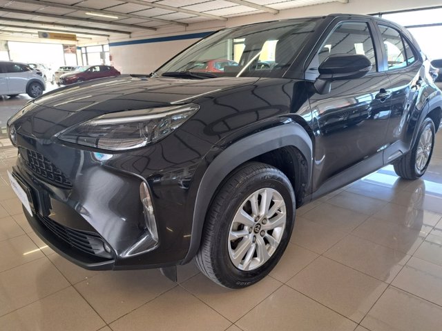 TOYOTA Yaris cross 1.5h active fwd 116cv e-cvt