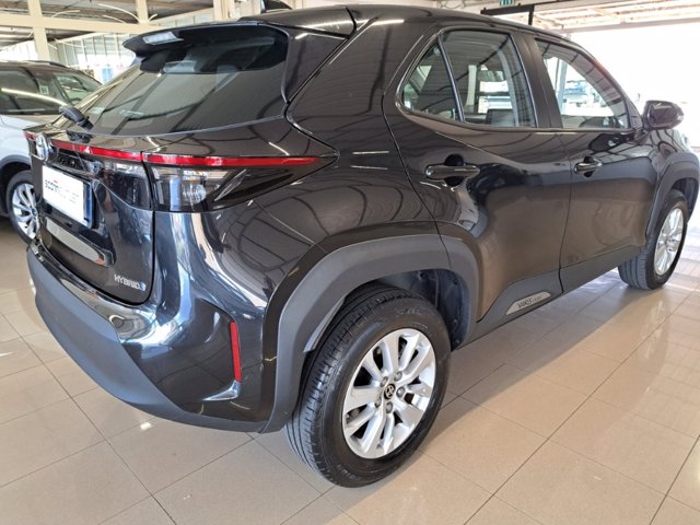 TOYOTA Yaris cross 1.5h active fwd 116cv e-cvt