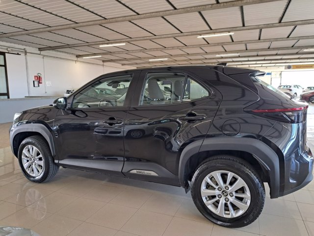 TOYOTA Yaris cross 1.5h active fwd 116cv e-cvt